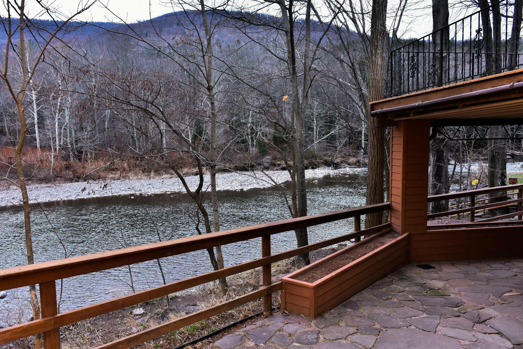 Xenia Lodge Hunter Exterior photo